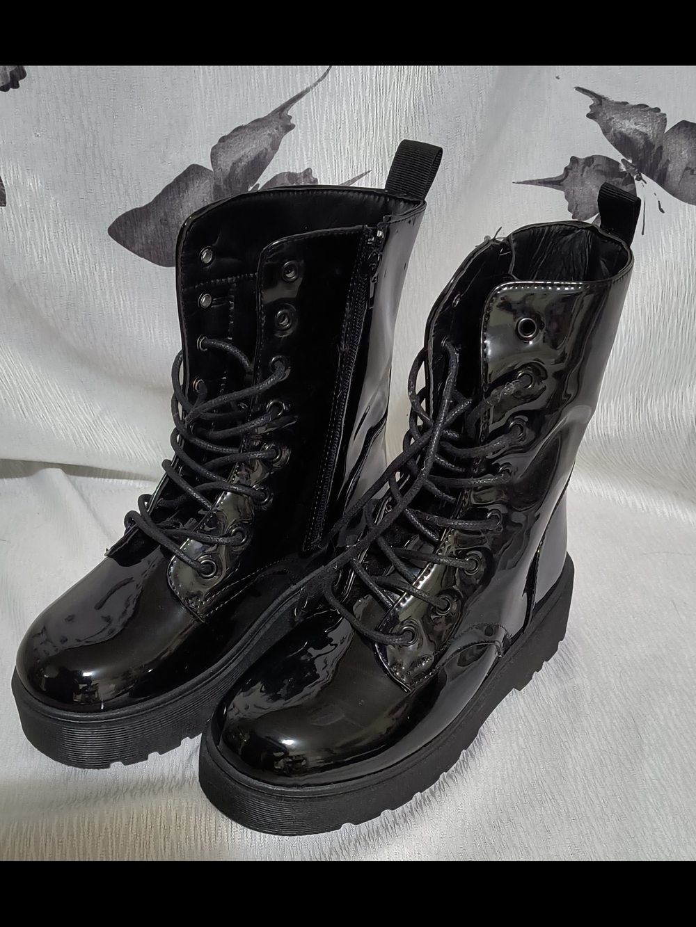 Yoki Black Patent Lace-Up Combat Boots with Side Zipper